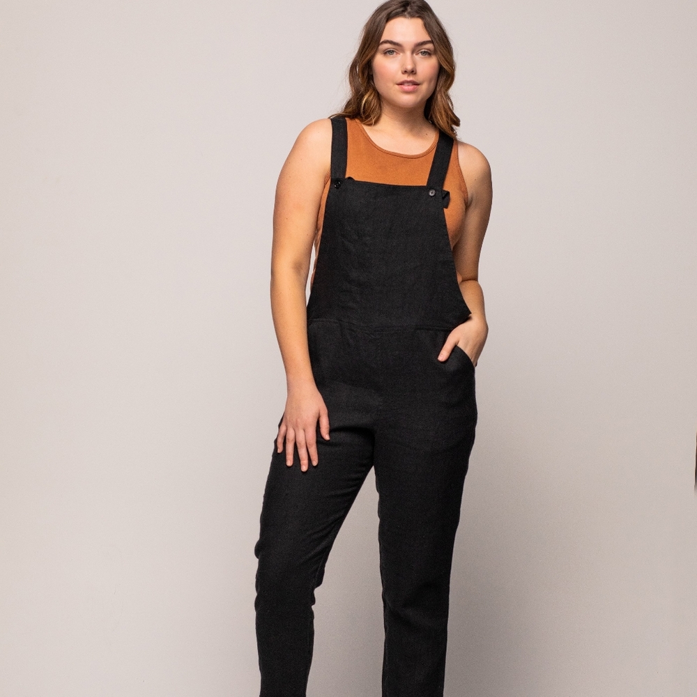 NWT Pyne and Smith No. 10 Overalls black linen M